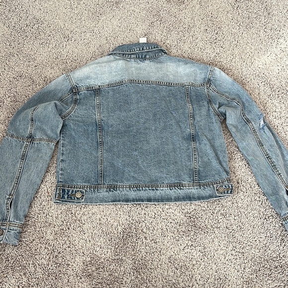 Day + Moon Love to Layer Distressed Denim Jean Jacket NWT - Picture 9 of 12